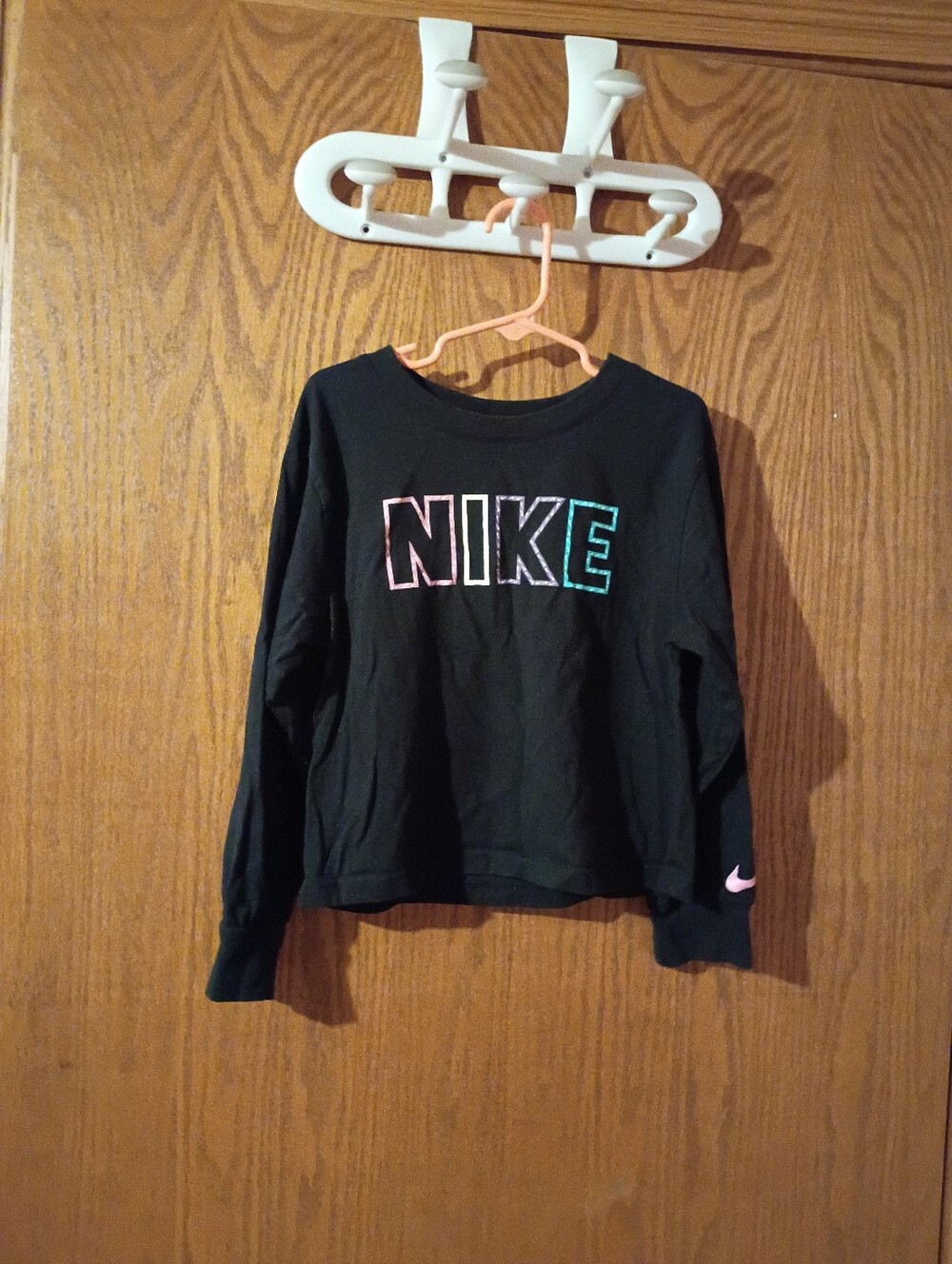 Nike Girls Long-Sleeve Graphic Tee